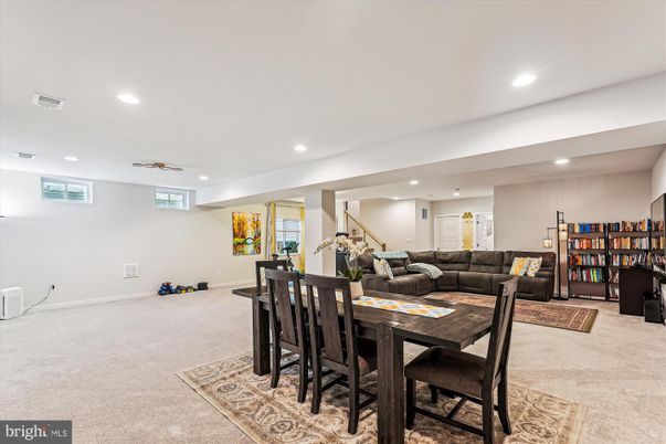Dining room, Interior, Living room, Recessed Lighting