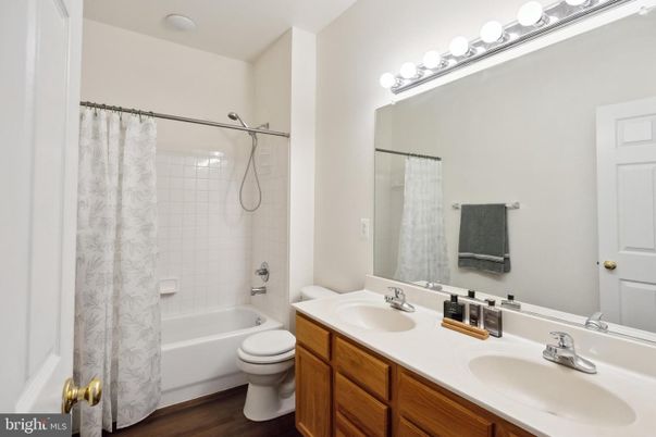 Bathroom, Dual Sink Vanities, Interior, Wood Texture Flooring