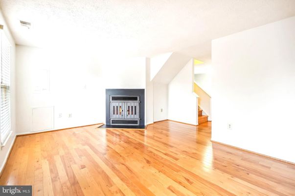 Empty room, Fireplace, Interior, Wood Texture Flooring