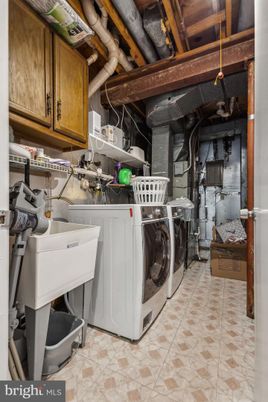 Interior, Washer