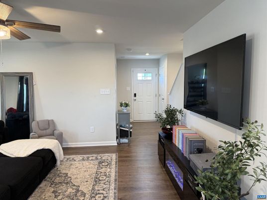 Interior, Recessed Lighting, Wood Texture Flooring