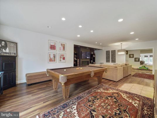 Billiard Table, Game Room, Interior, Living room, Pendant Lights, Recessed Lighting, Wood Texture Flooring