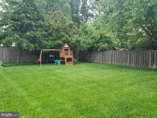 Backyard, Exterior, Playground