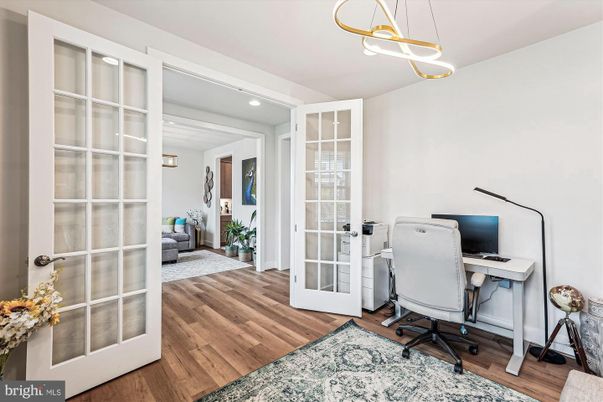 Home Office, Interior, Pendant Lights, Recessed Lighting, Wood Texture Flooring
