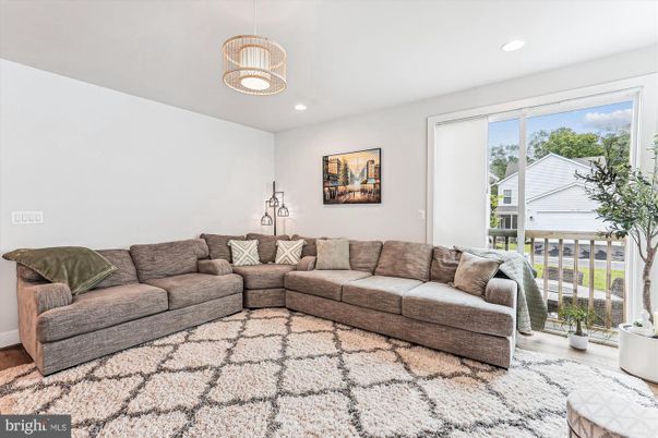 Interior, Living room, Pendant Lights, Recessed Lighting