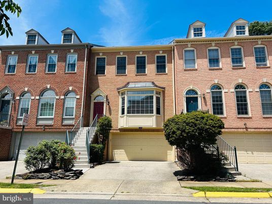 Attached, Exterior, Facade, Brick Facade, Rowhouse