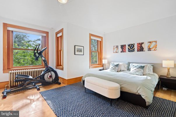 Bedroom, Fitness Equipment, Interior, Wood Texture Flooring