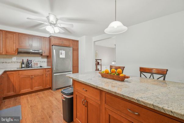 Interior, Kitchen, Pendant Lights, Wood Texture Flooring