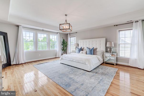 Bedroom, Interior, Pendant Lights, Wood Texture Flooring
