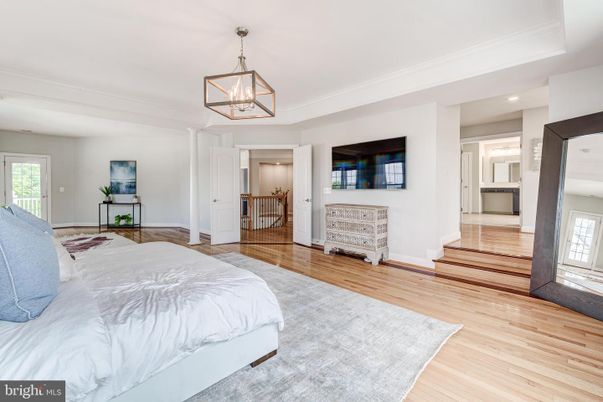 Bedroom, Interior, Pendant Lights, Recessed Lighting, Wood Texture Flooring