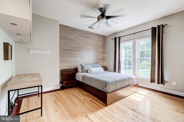 Bedroom, Interior, Wood Texture Flooring, Wooden Walls