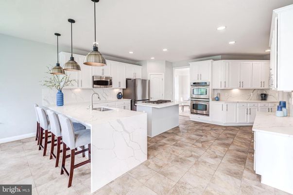 Interior, Kitchen, Pendant Lights, Recessed Lighting, Stainless Steel Appliances