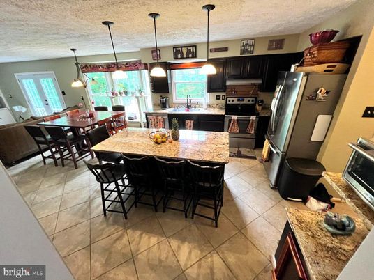 Dining room, Interior, Kitchen, Pendant Lights