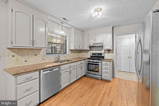 Interior, Kitchen, Pendant Lights, Stainless Steel Appliances, Wood Texture Flooring