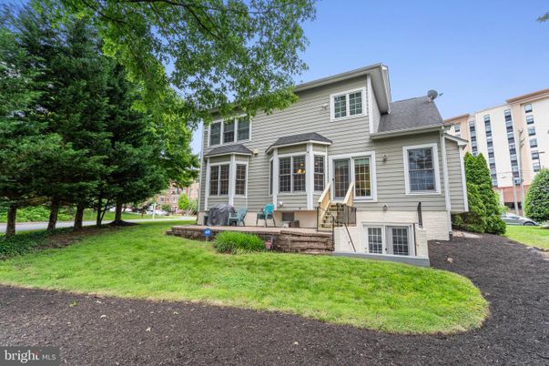 Backyard, Exterior, Facade, Georgian