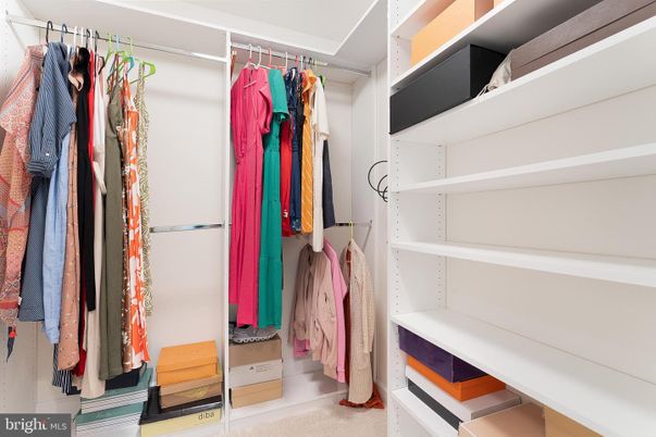 Interior, Walk-in Closets