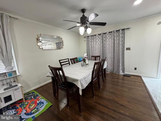 Dining room, Interior, Recessed Lighting, Wood Texture Flooring