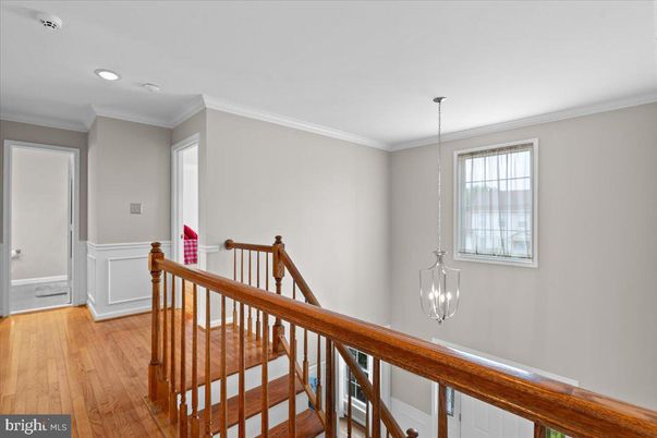 Interior, Pendant Lights, Recessed Lighting, Wood Texture Flooring