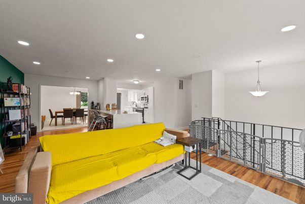 Dining room, Interior, Kitchen, Living room, Pendant Lights, Recessed Lighting, Wood Texture Flooring
