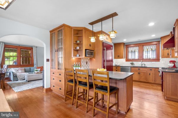 Dining room, Interior, Kitchen, Living room, Pendant Lights, Recessed Lighting, Wood Texture Flooring