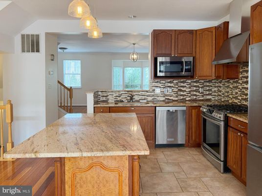 Interior, Kitchen, Pendant Lights, Stainless Steel Appliances