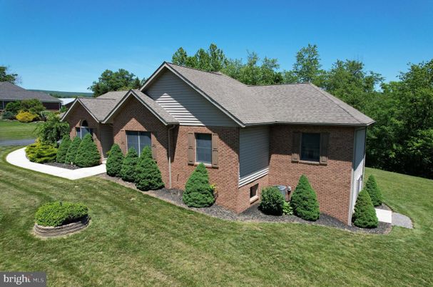 Exterior, Facade, Brick Facade, Brick Traditional