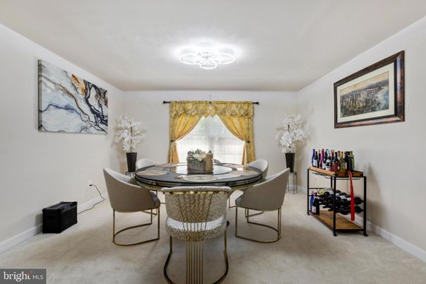 Dining room, Interior