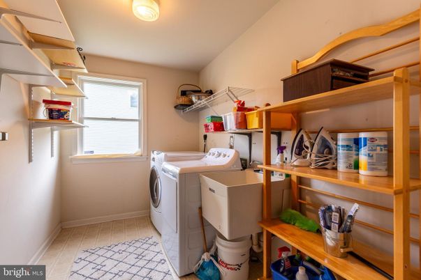 Interior, Washer