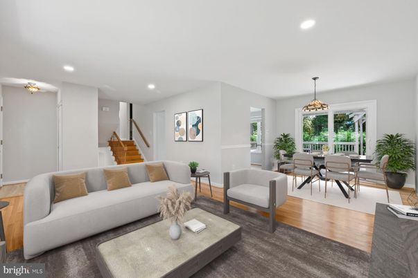 Dining room, Interior, Living room, Pendant Lights, Recessed Lighting, Wood Texture Flooring