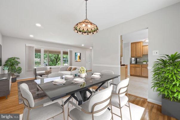 Dining room, Interior, Living room, Pendant Lights, Recessed Lighting, Wood Texture Flooring