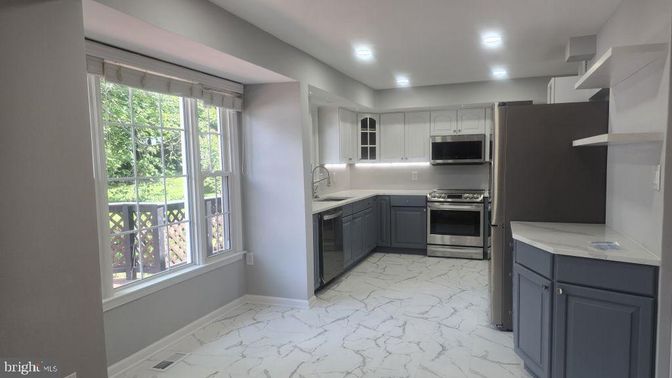 Interior, Kitchen, Marble, Recessed Lighting, Stainless Steel Appliances