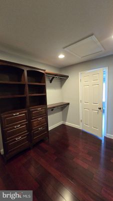 Interior, Recessed Lighting, Walk-in Closets, Wood Texture Flooring