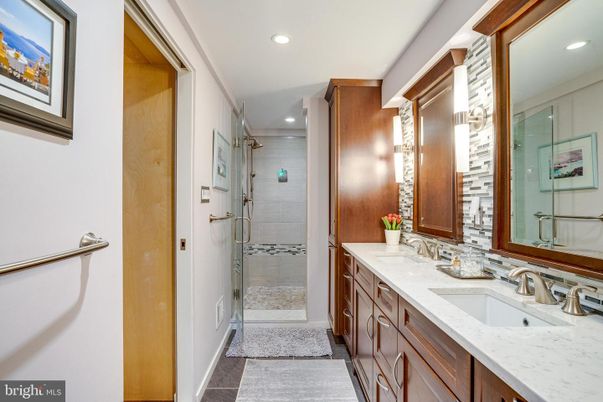 Bathroom, Dual Sink Vanities, Glass Shower, Interior, Recessed Lighting