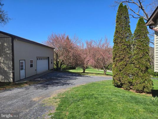 Backyard, Detached Garage, Exterior