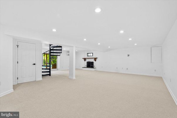 Empty room, Fireplace, Interior, Recessed Lighting