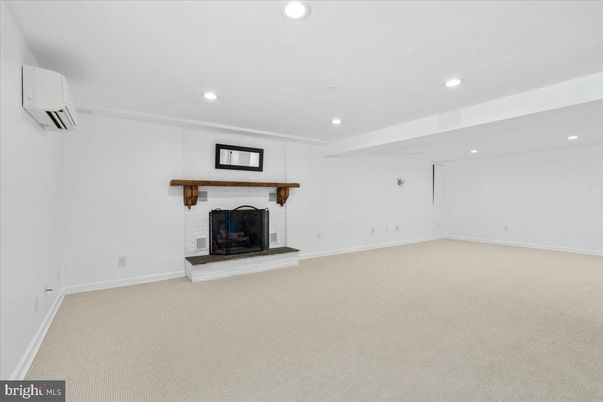 Empty room, Fireplace, Interior, Recessed Lighting
