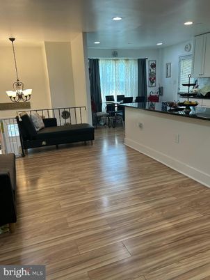 Chandelier, Dining room, Interior, Recessed Lighting, Wood Texture Flooring