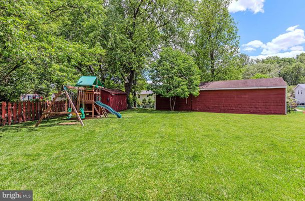 Backyard, Exterior, Playground