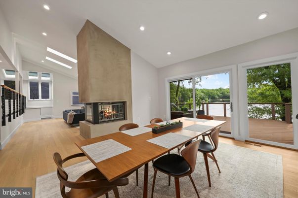 Dining room, Fireplace, Interior, Recessed Lighting, Wood Texture Flooring