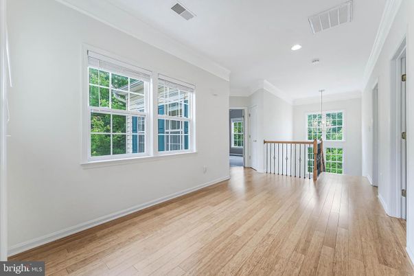 Interior, Pendant Lights, Recessed Lighting, Wood Texture Flooring