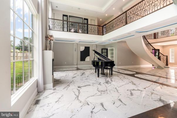 Interior, Marble, Piano, Recessed Lighting