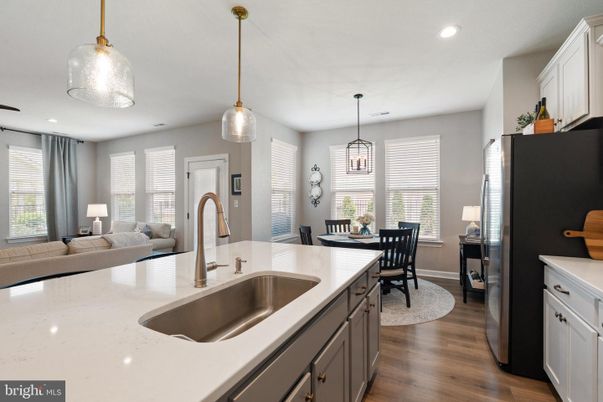 Dining room, Interior, Kitchen, Pendant Lights, Recessed Lighting, Wood Texture Flooring