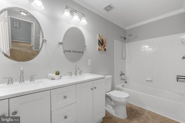 Bathroom, Dual Sink Vanities, Interior
