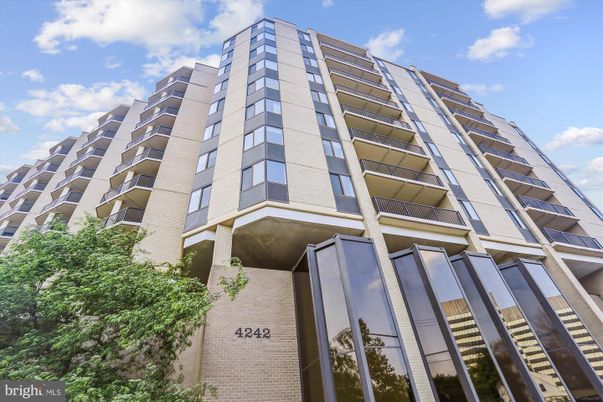 Exterior, Facade, Condo Building