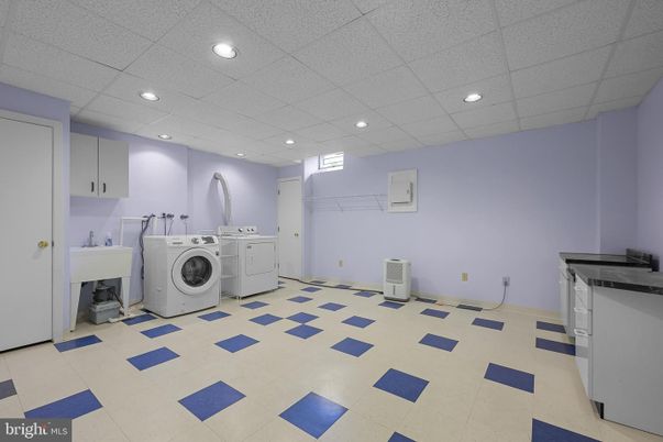 Interior, Recessed Lighting, Washer