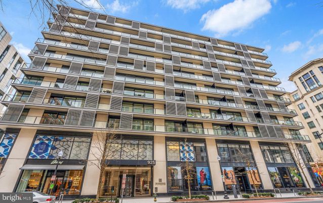 Exterior, Facade, Condo Building