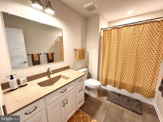 Bathroom, Interior, Recessed Lighting