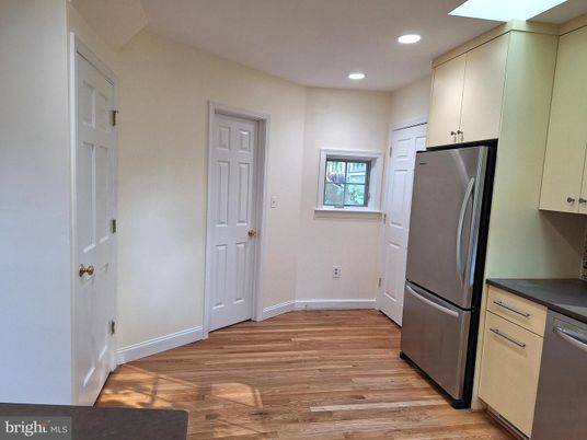 Interior, Kitchen, Recessed Lighting, Wood Texture Flooring