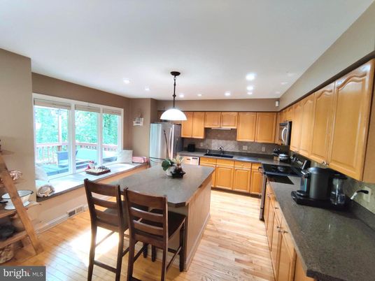 Interior, Kitchen, Pendant Lights, Recessed Lighting, Wood Texture Flooring