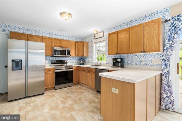 Interior, Kitchen, Stainless Steel Appliances